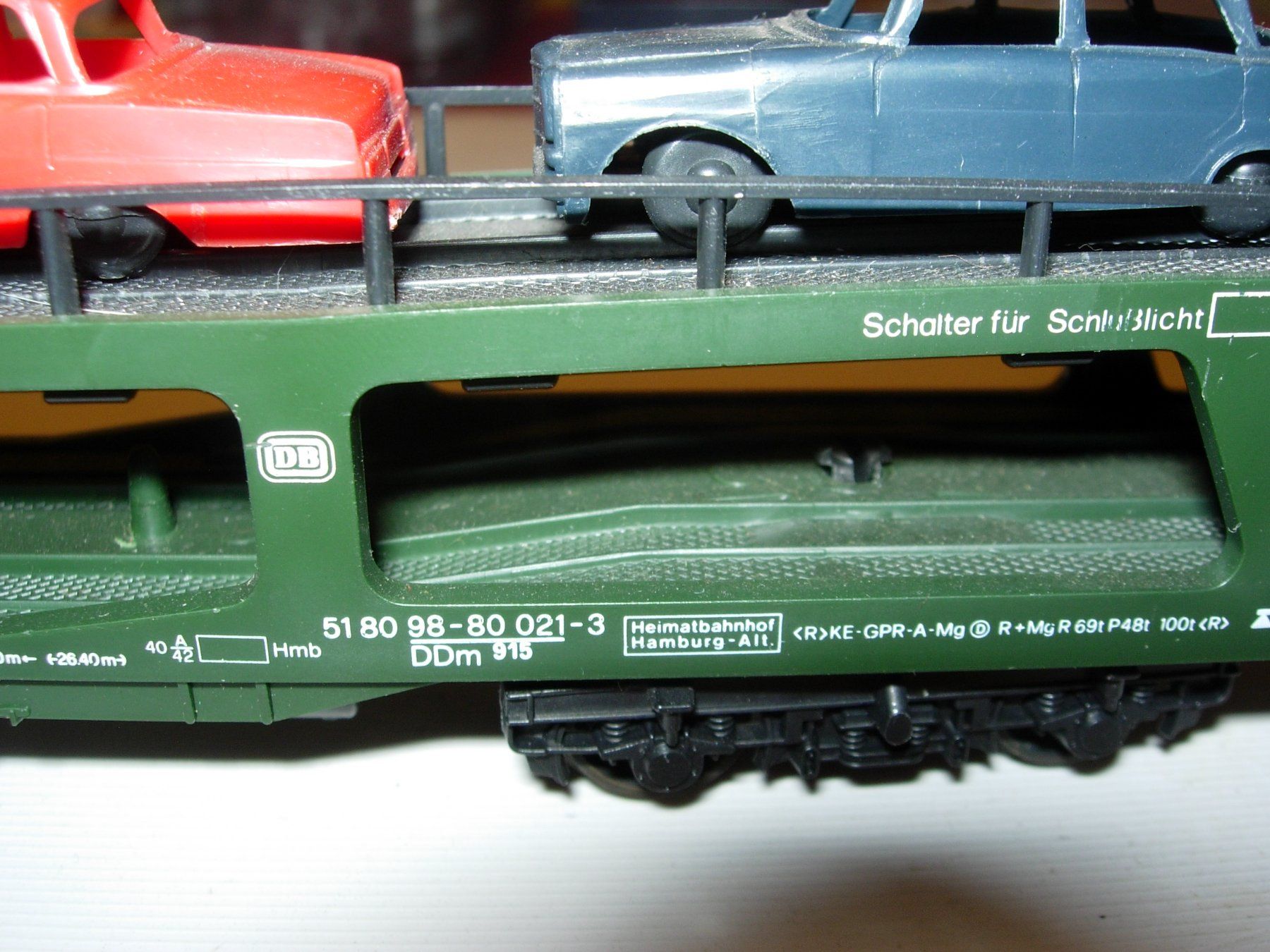 Lima Modellini di ferrovie: Zugwagen mit Autos – Usato da Hagneck venduto da Simu696 2