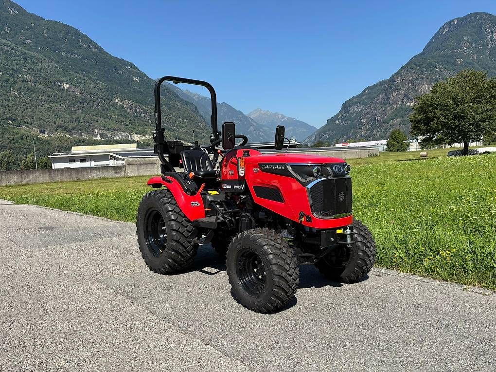 Traktoren: Trattore Captain modello 223 E / 4WD – Gebraucht aus Biasca von rimotec
