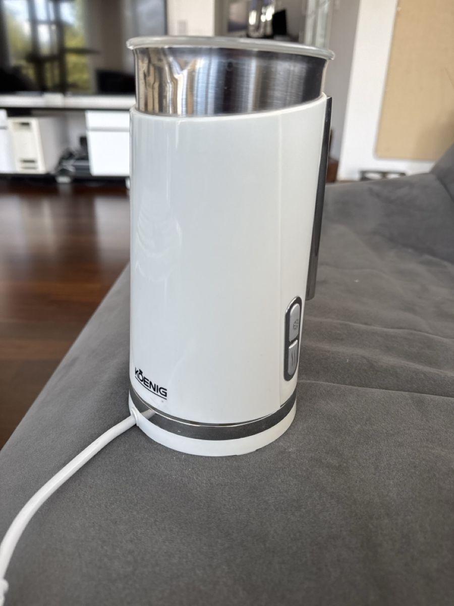 Küchengeräte: Milchaufschäumer Koenig weiss – Gebraucht aus Dänikon ZH von snowfish26 2