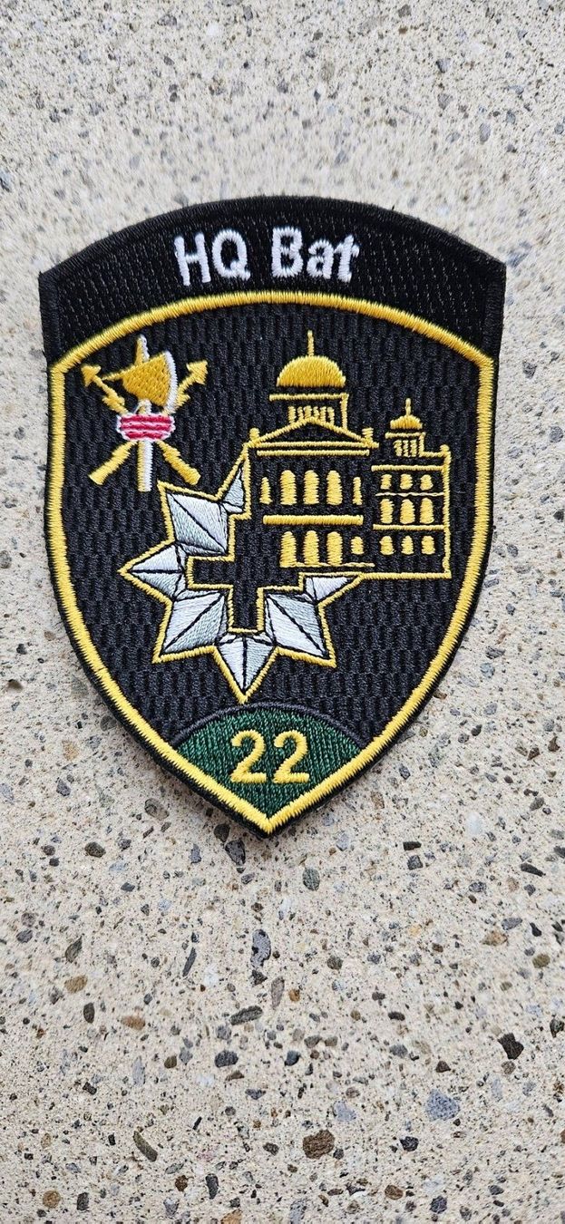 Schweizer Armee Placchette & Badge:  *** Badge HQ Bat ohne Klett ***  – Nuovo e nell'imballaggio originale da Riedholz venduto da fr_sIruP