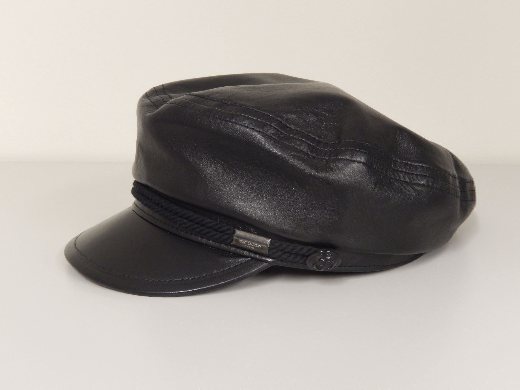 Saint Laurent Hüte, Mützen & Caps: Orig. SAINT LAURENT Ledermütze Gr. S – Neu (gemäss Beschreibung) aus Tuggen von vivira