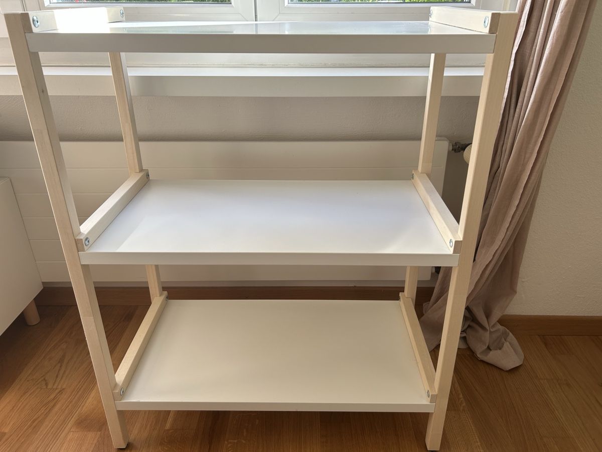Scaffali: Ikea Ekenabben Regal – Usato da Zürich venduto da cla_g627