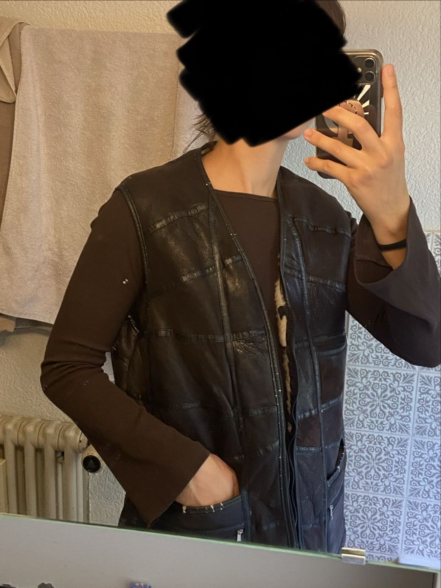 Gilets: Braune Leder-Weste mit Fell-Futter – D'occasion à Zürich par luc_8sdm 1