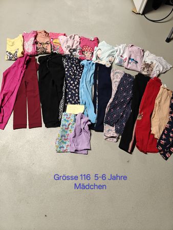 Mädchen Kleiderpaket Gr. 116 (5-6 J.) Glitzer T Shirts