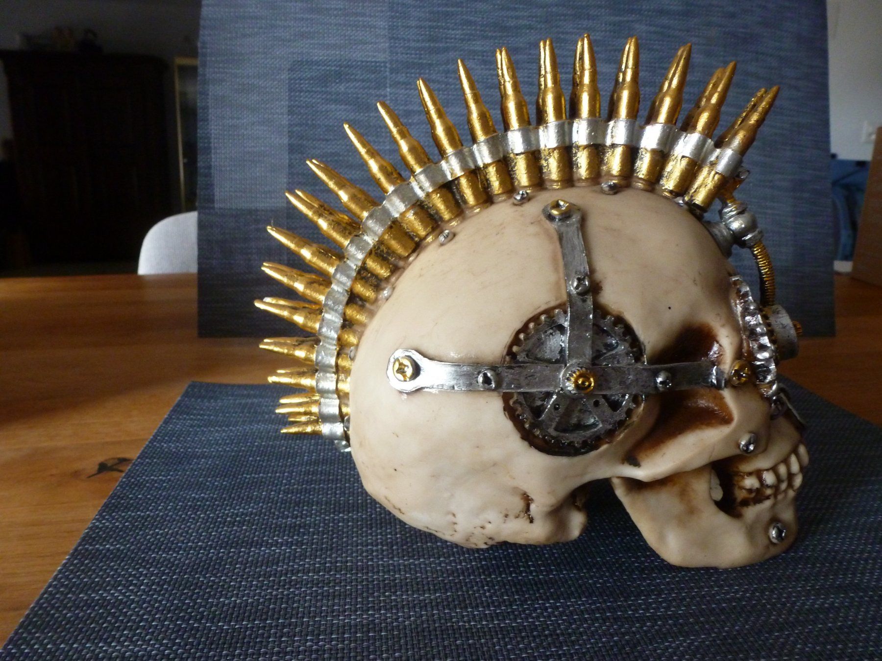 Figuren: Gears of war Alator – Gebraucht aus Lützelflüh-Goldb von mammaCarlotta 2