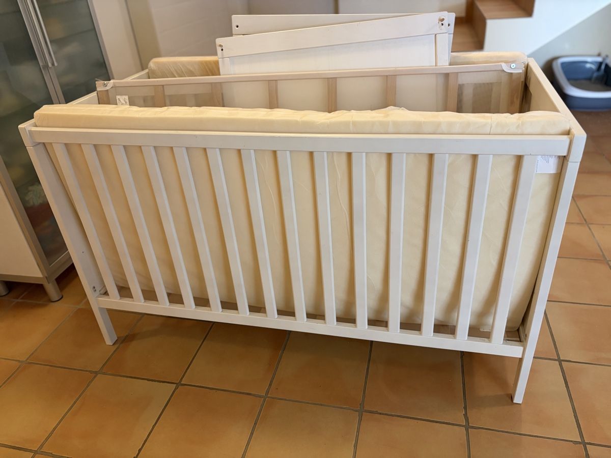 Betten: IKEA Babybett – Gebraucht aus Biel-Benken BL von Sunshine_222