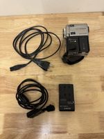 Camcorder Sony DCR-PC2E gebraucht mit Ladekabel