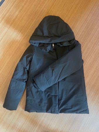ELVINE Winter Jacke mit Kapuze Grösse S