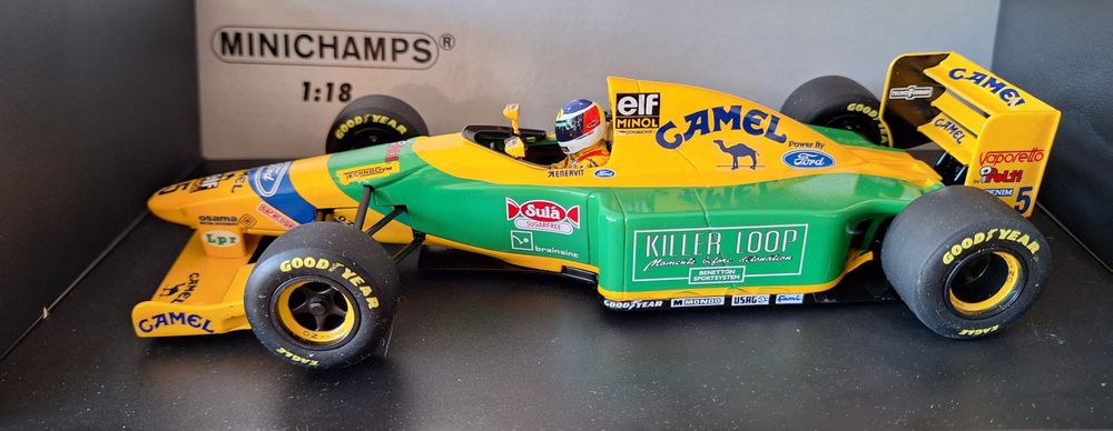 F1 BENETTON prés 1994 FORD B193 SCHUMACHER SPORTSYSTEM 1/18