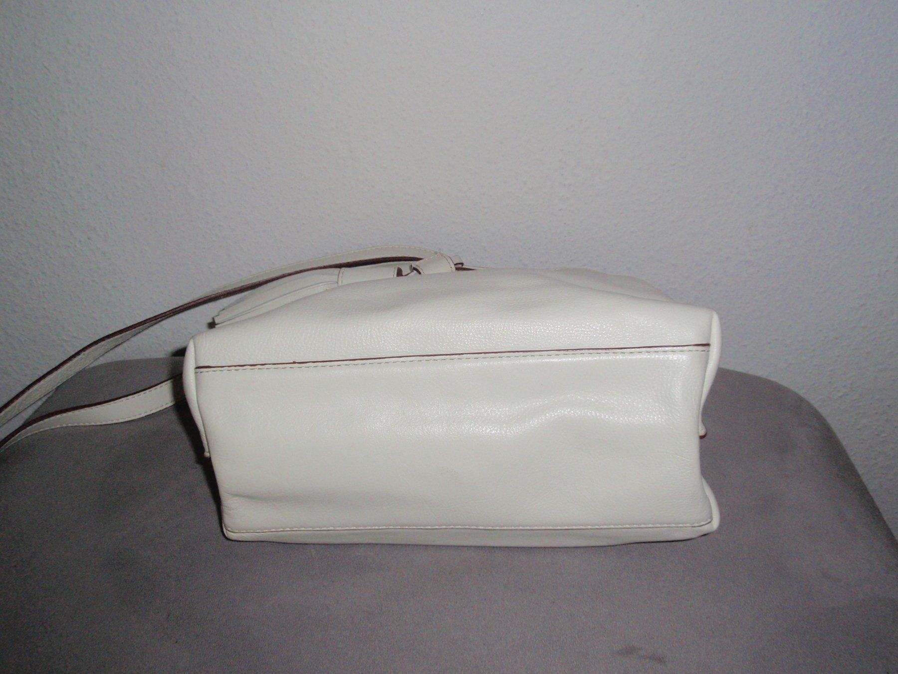 Zara Borse da donna: ZARA Leder Handtasche/Umhängetasche – Usato da Basel venduto da Birs868 3