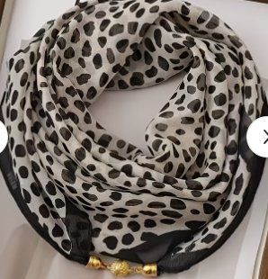Foulard & Sciarpe: Foulard mit magnetischem Verschluss (78) – Nuovo (secondo la descrizione) da Muri b. Bern venduto da Ev6