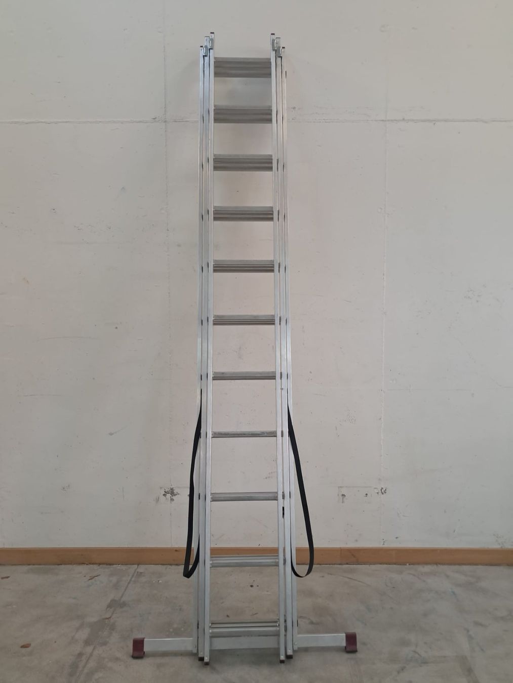 Echelles: 3-teilige Leiter Aluminium Multifunktionsleiter, Bockleiter – D'occasion à Zürich par Lia107 2
