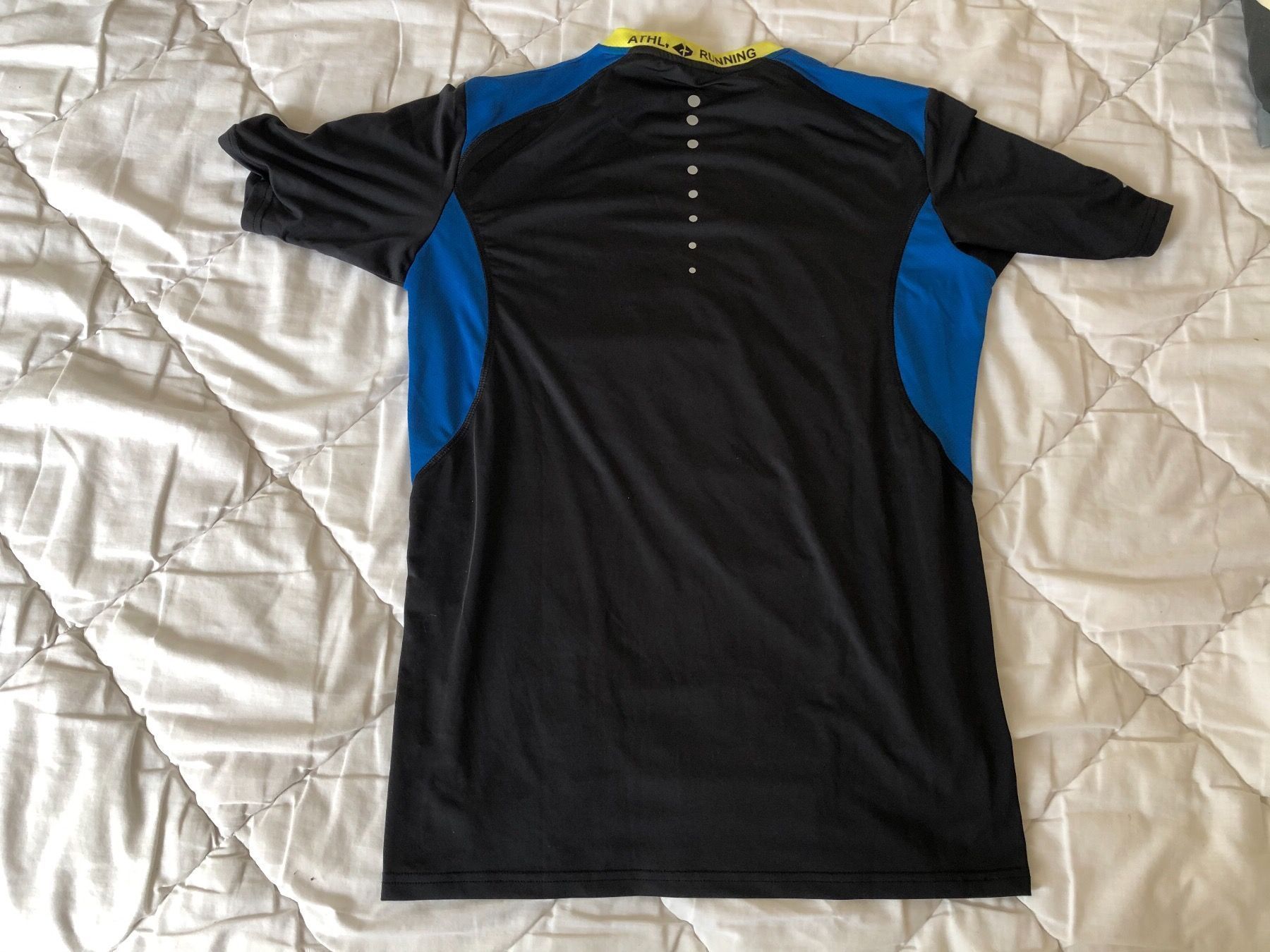 Canottiere & Pantaloni: Running shirt,mailot,Trikot – Usato da Le Grand-Saconnex venduto da focamix 1