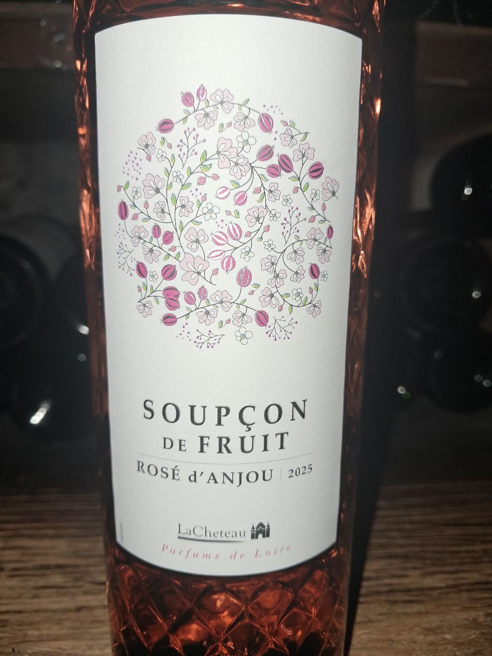 Vino: Soupçon de Fruit Rosé d'Anjou 2025 – Nuovo e nell'imballaggio originale da Le locle venduto da juliensaran