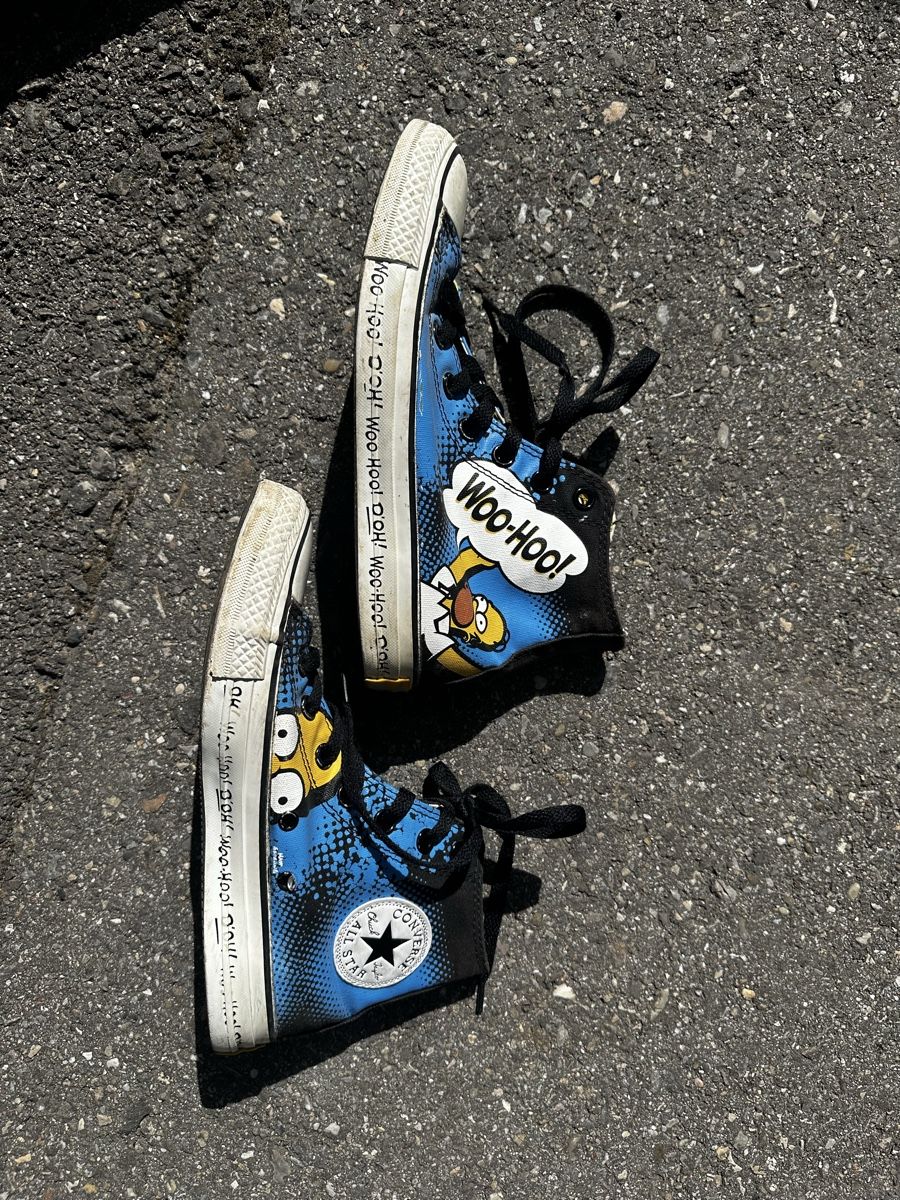Converse Scarpe da uomo: Converse Simpsons Schuhe Grösse 37.5 gebraucht – Usato da Solothurn venduto da tab_8zc7 3