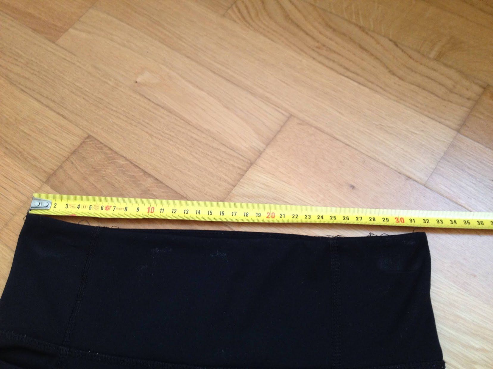 Leggings: Sport kurze Leggins – Gebraucht aus Dübendorf von Fip05 2