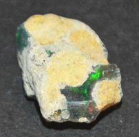 Edelstein L-9444– Schwarzer Äthiopischer Opal roh 9.20 Karat