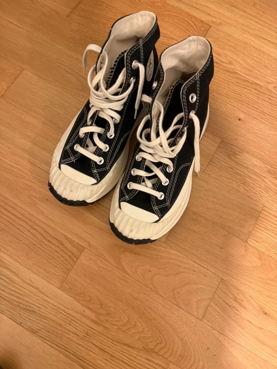 Converse Scarpe da uomo: Converse Runstar Hike High – Usato da Zürich venduto da futbolstar