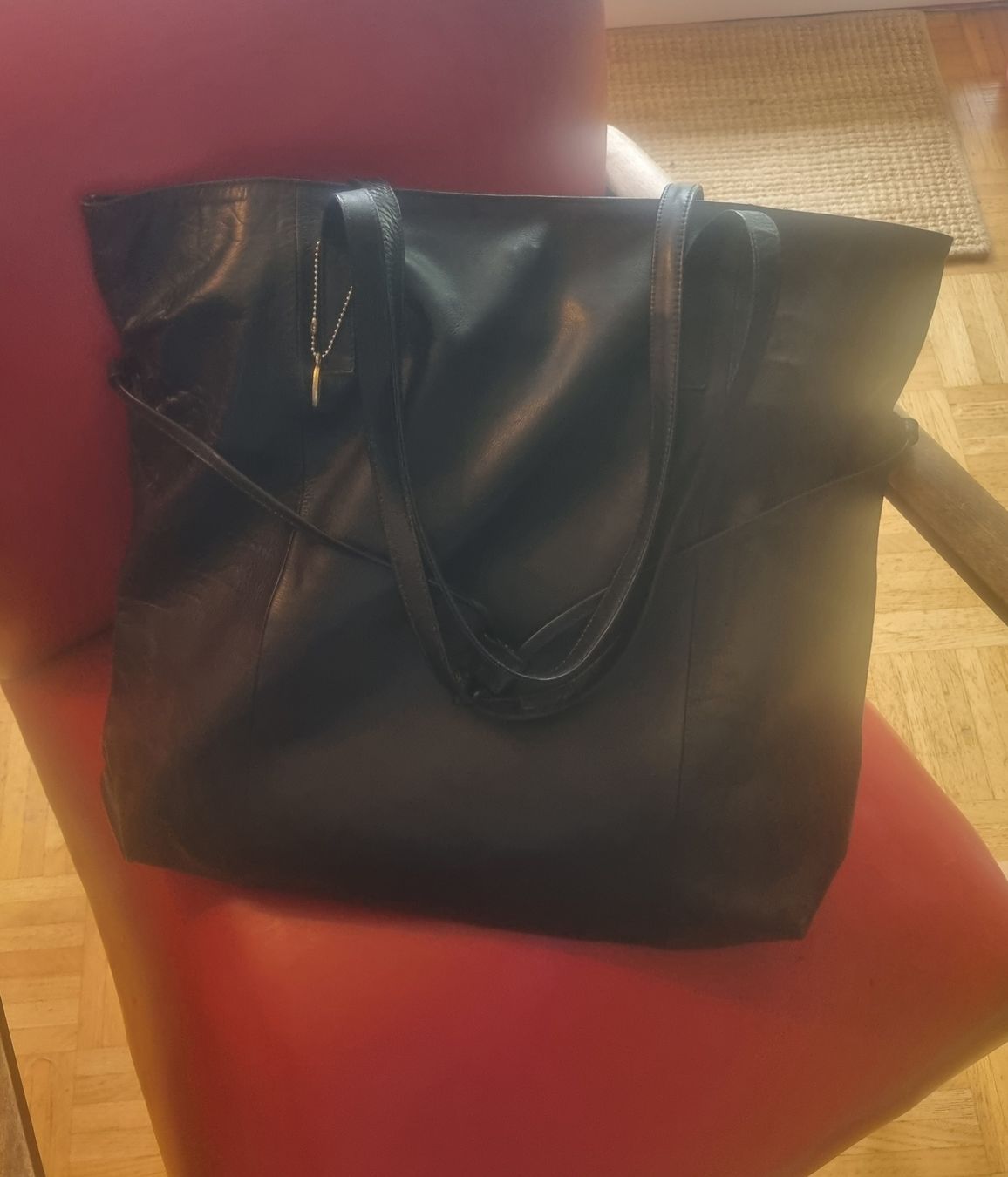Borse da donna: Sac fourre-tout en cuir noir – Usato da Les Cullayes venduto da yan_nvn9 5
