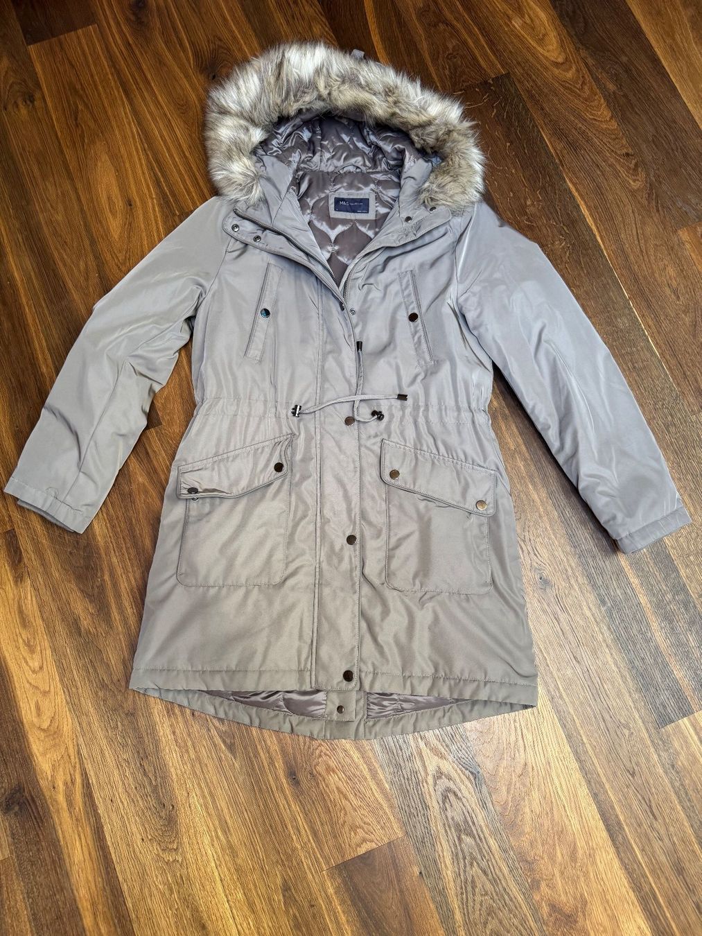 Giacche: Winterjacke / Parka Marke M&S Grösse 38 – Nuovo (secondo la descrizione) da Zweisimmen venduto da kakibe