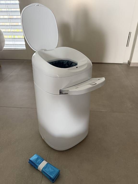 Cestini per rifiuti: LitterLocker Katzenstreu- Aufbewahrungseimer – Usato da Märstetten venduto da sha_9p7c