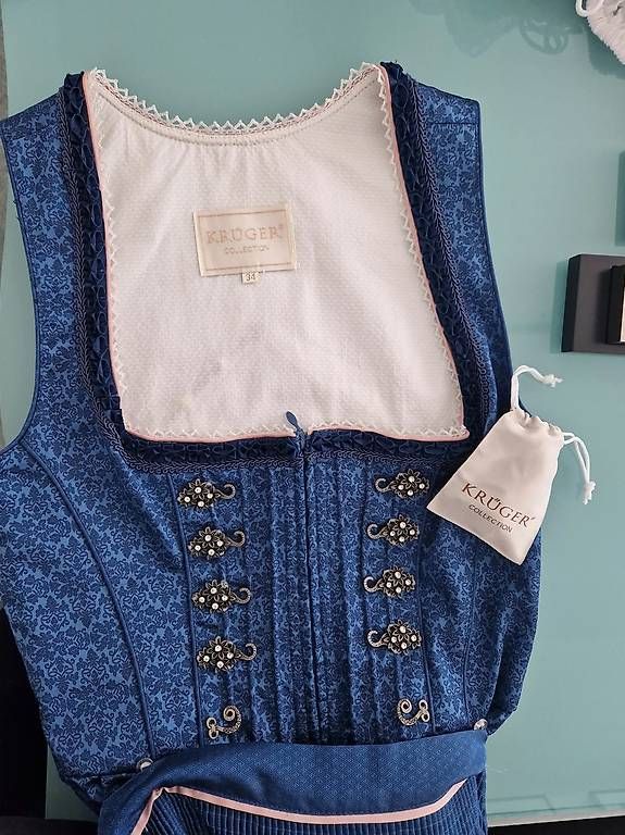 Kleider: Dirndl Krüger  – Neu und originalverpackt aus Zürich von sunflower9 2