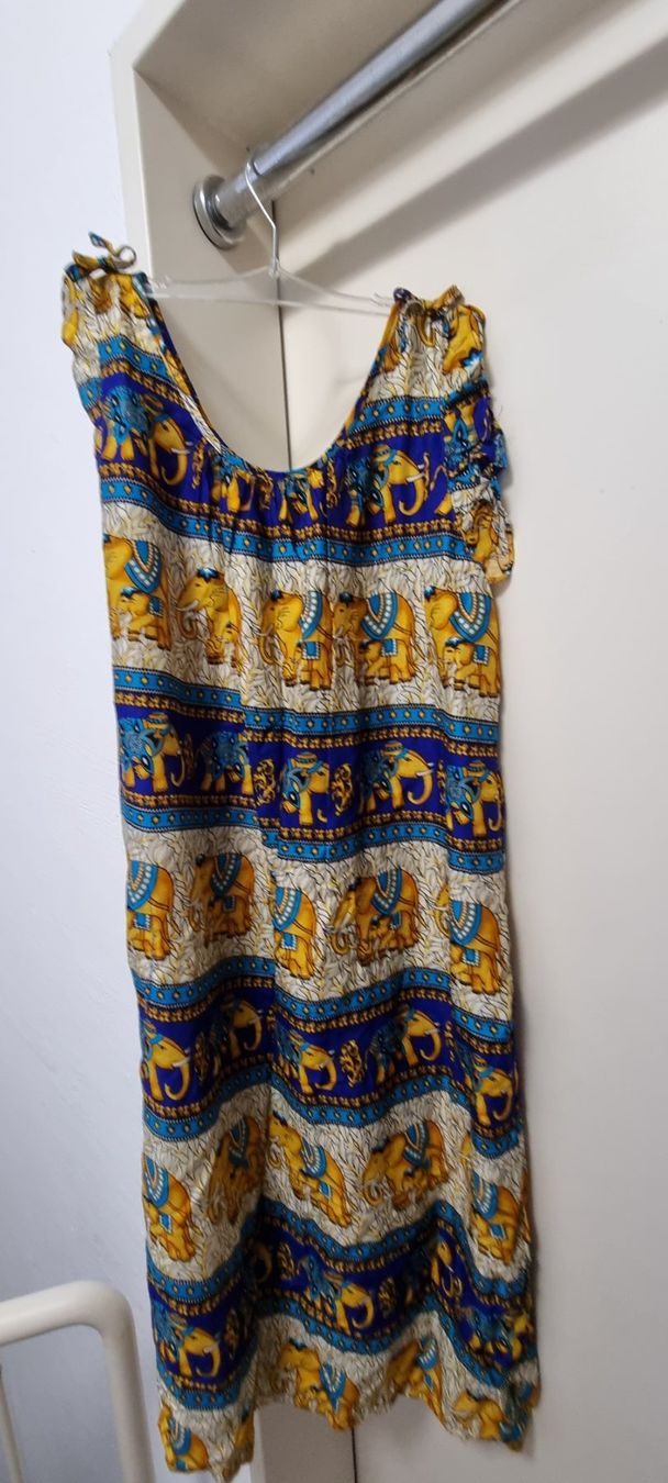 Vestiti: Kleid, Rock mit Elefantenmuster Gr. M – Nuovo (secondo la descrizione) da Geroldswil venduto da Agapanthus22 2