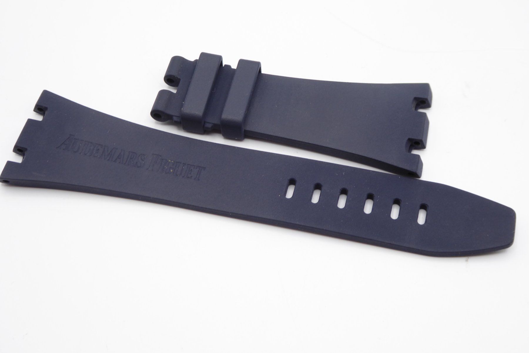 Audemars Piguet Orologi: Audemars Piguet Navy Blue Rubber Strap 29mm – Usato da Geneve venduto da adr_xk6n 1
