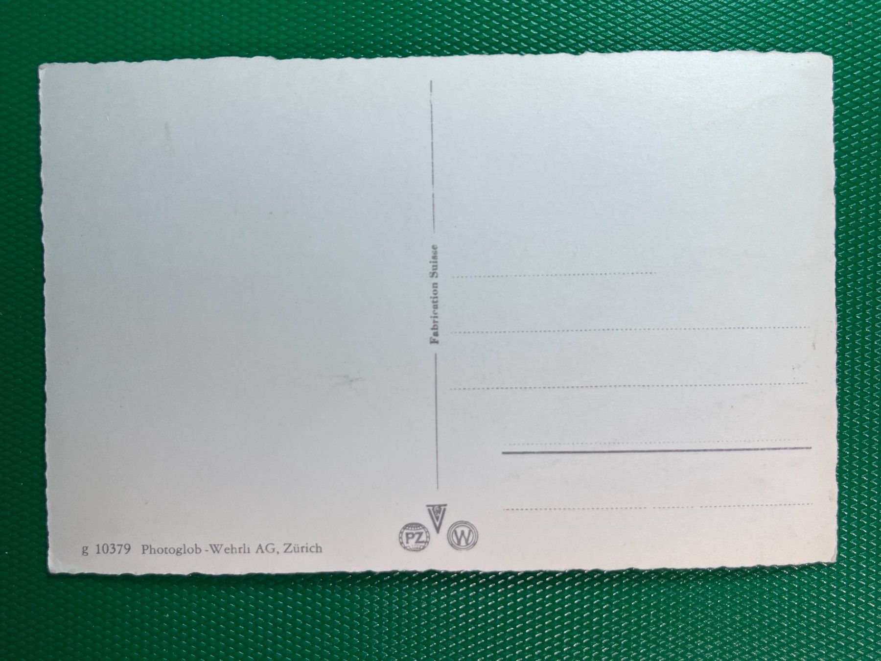 Cartes postales: Altdorf - Dorfplatz mit Tellendenkmal – D'occasion à Steg VS par _vinci_ 1