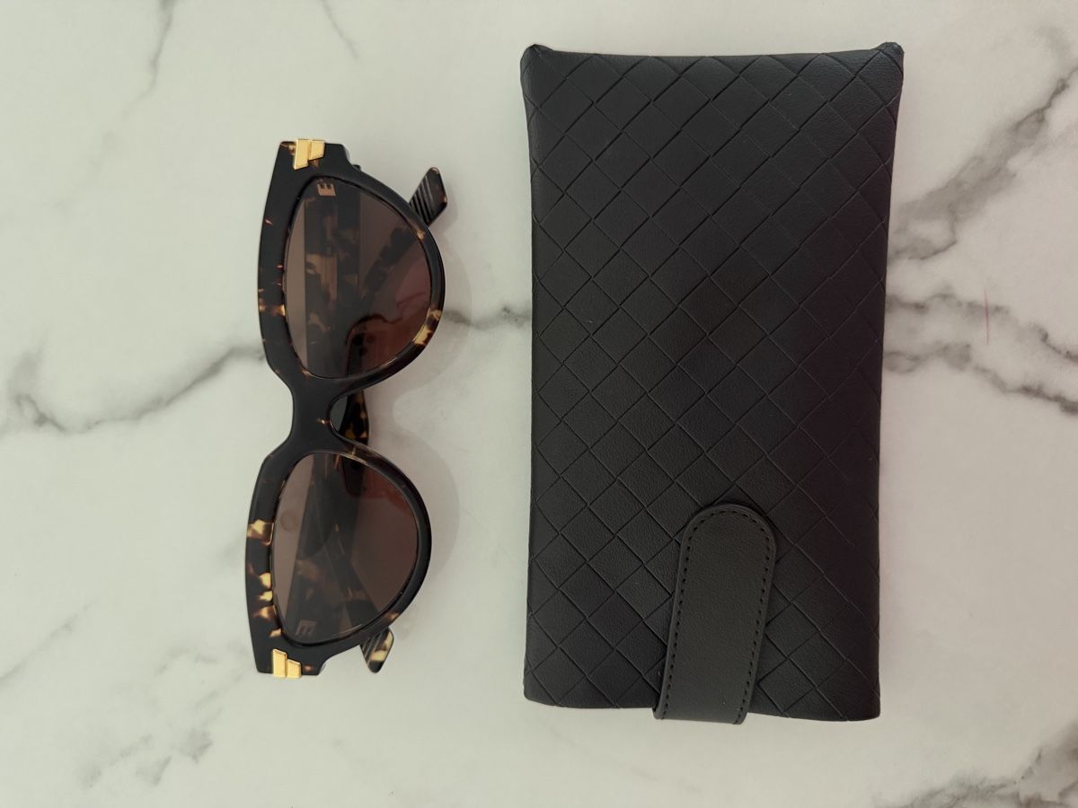 Bottega Veneta Occhiali & Lenti: Sonnenbrille Bottega Veneta mit Etui – Usato da Kriens venduto da carlaestelladali