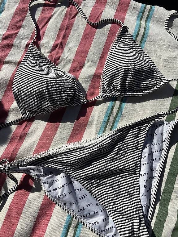 Brunotti Costumi da bagno & Bikini: Bikini Brunotti T.40 – Usato da Perroy venduto da barballalla 1