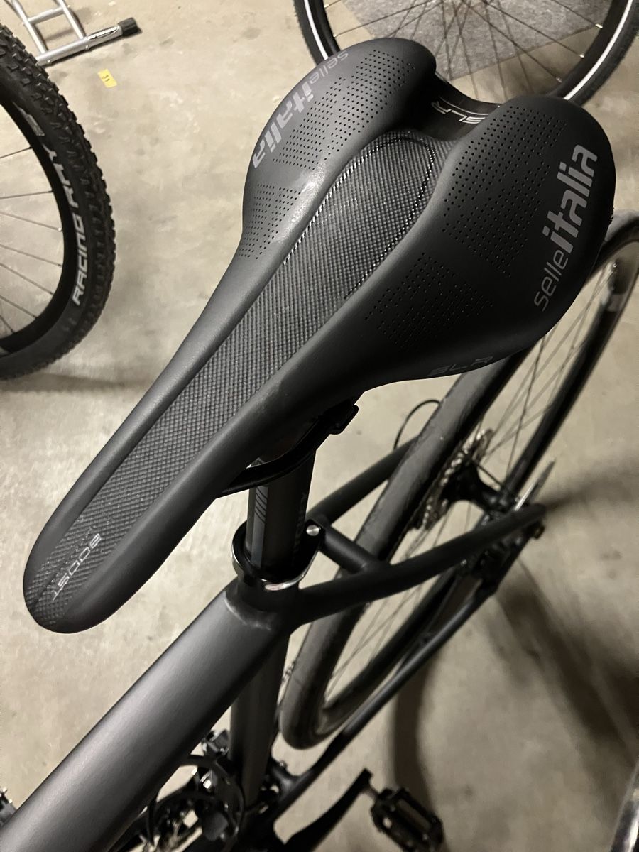 Selle Italia Pièces détachées: Sattel selle italia boost  – D'occasion à Kriessern par Manuel2011