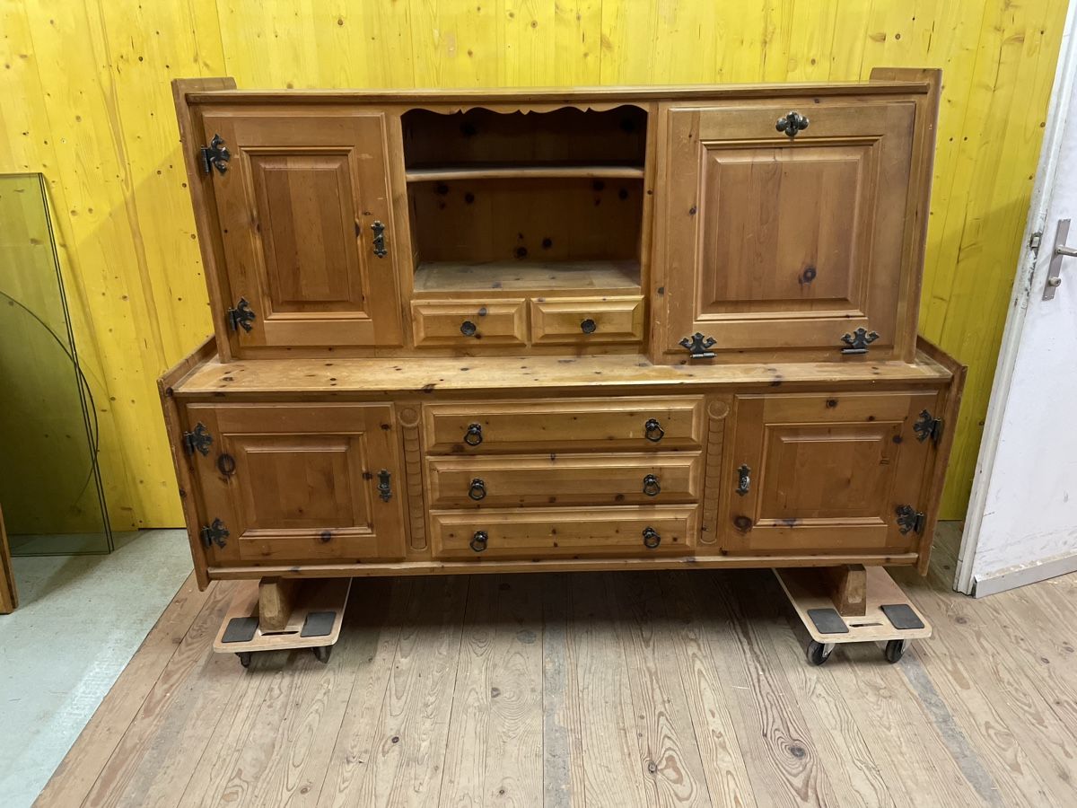 Buffets: Büffet Arve 3425/2 – D'occasion à Almens par bsundrix