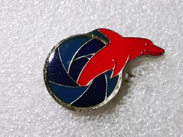 Ansteckpin 136: Delfin
