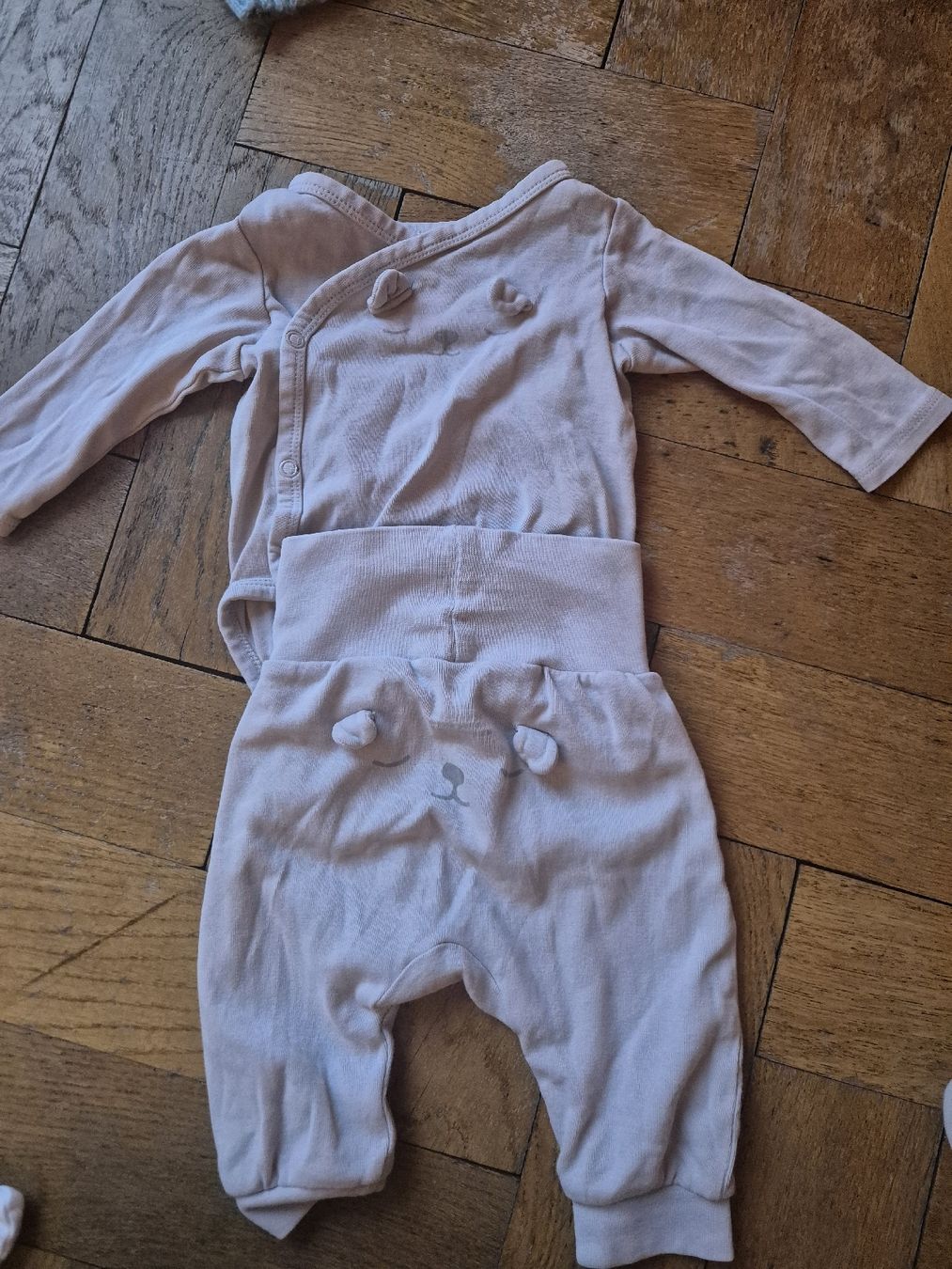 Lotti & Set di vestiti: grosses Kleiderpaket Gr 62 mit süssen Sets/Basics – Usato da Zürich venduto da taisli1 7