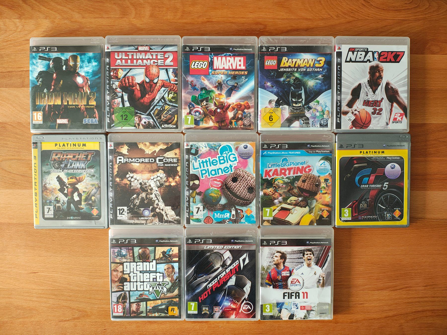 Sony Console: PlayStation 3 mit 13 Games und  2 Controller,Kamera – Usato da Zürich venduto da artsandstuff 1