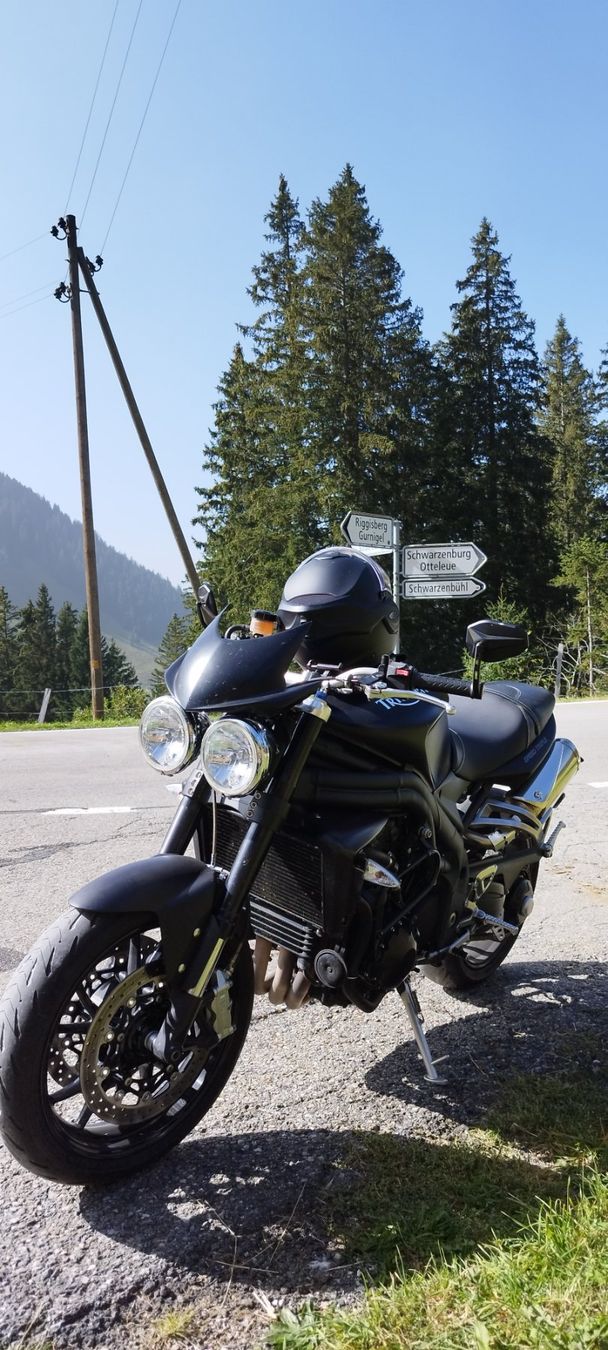 Triumph Route: Speed Triple 1050 / 2006 – D'occasion à Chandon par moi_7hfg