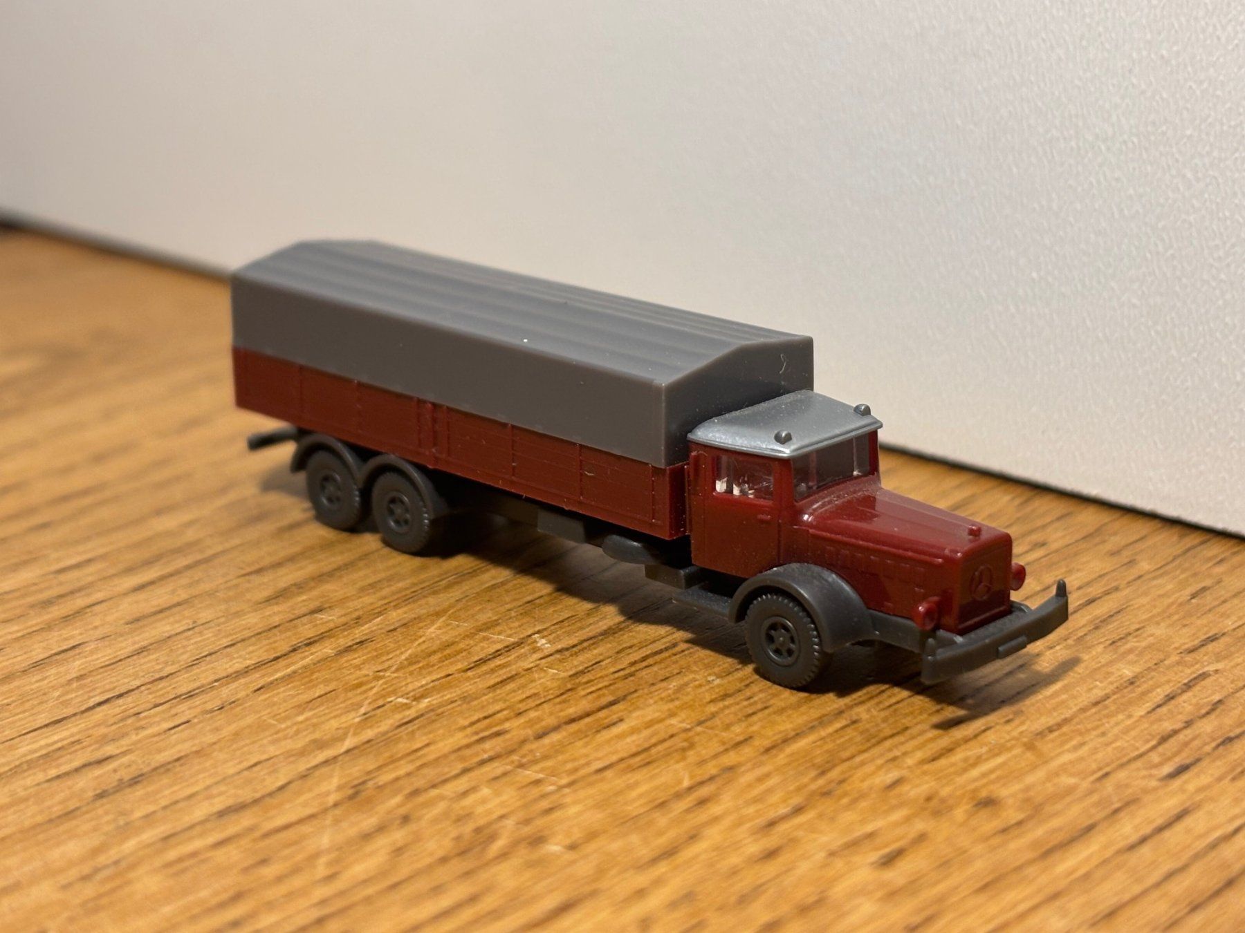 Modellini di ferrovie: M0721: Oldtimer Lastwagen (Spur N) – Usato da Birsfelden venduto da Birs_25