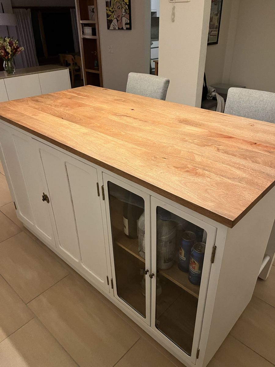 Tavoli: Solid oak kitchen island with 2 stools – Usato da Langnau am Albis venduto da ann_vp6l 1