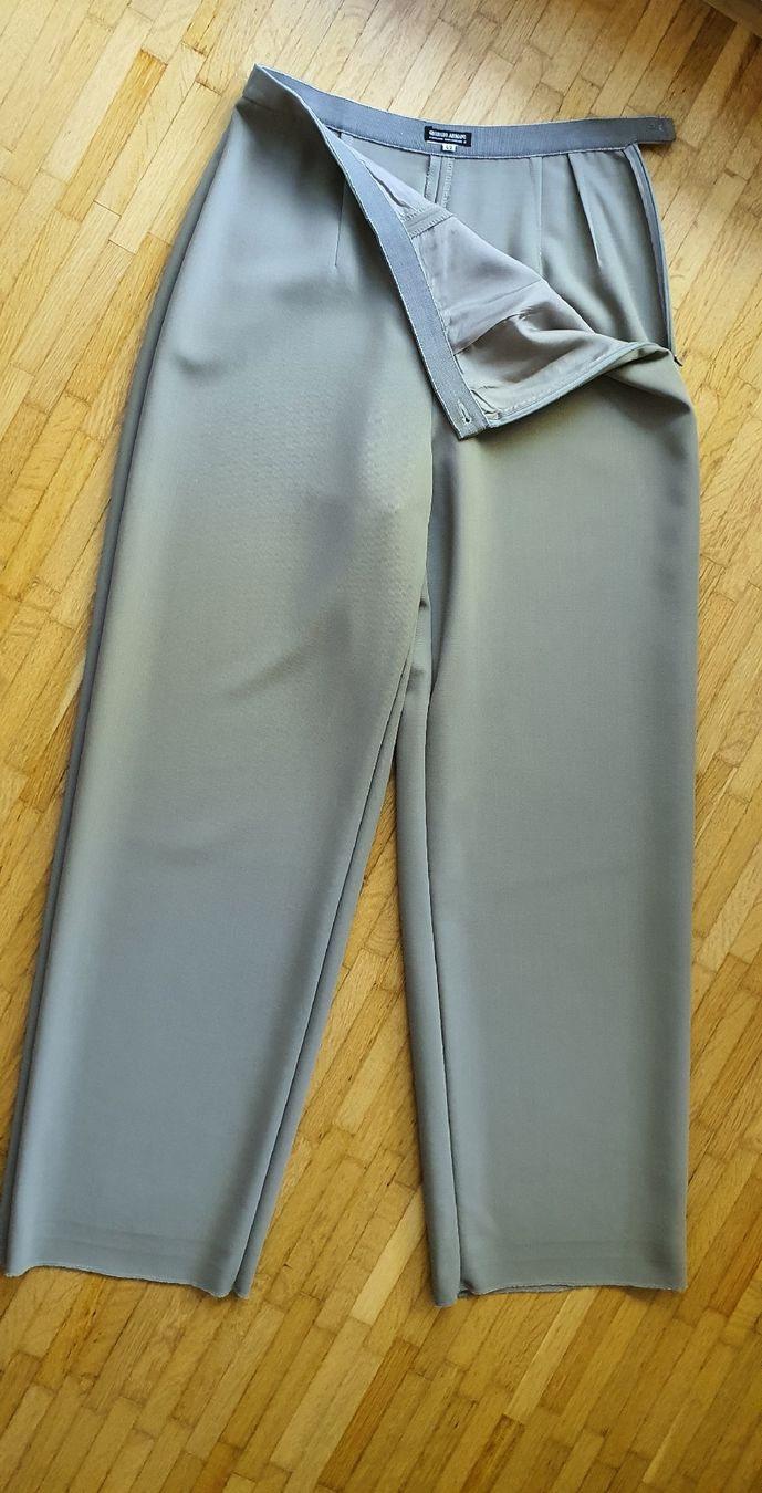 Armani Pantaloni: Giorgio Armani Hose – Usato da Basel venduto da Kristal4 5