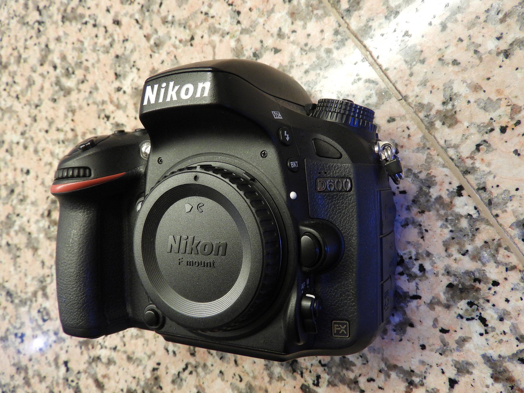 Nikon Fotocamera: Nikon D600 BODY----- ------- NEUWERTIG – Nuovo (secondo la descrizione) da Eglisau venduto da EGLISAU1960 3