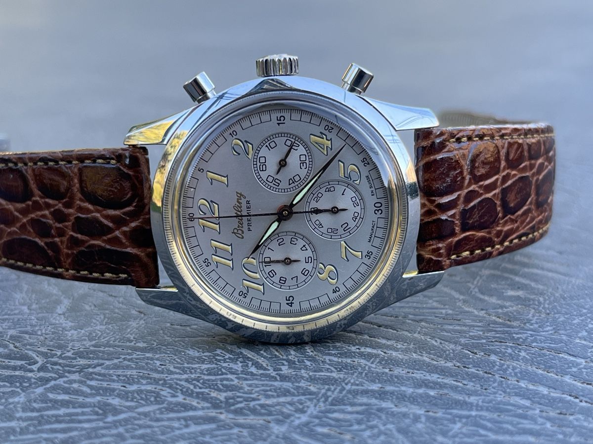 Breitling Orologi: Breitling Premier Navitimer Chrono automatique.  – Usato da Genève venduto da Beyond-Time-Geneve 1