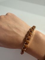 Elegantes Armband mit braunen Schmucksteinen - Herbstlook