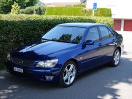 Lexus is 200 MFK 03.26