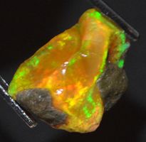 Edelstein L-8005 – Äthiopischer Feuer Opal 23x15mm 21.55 Kar