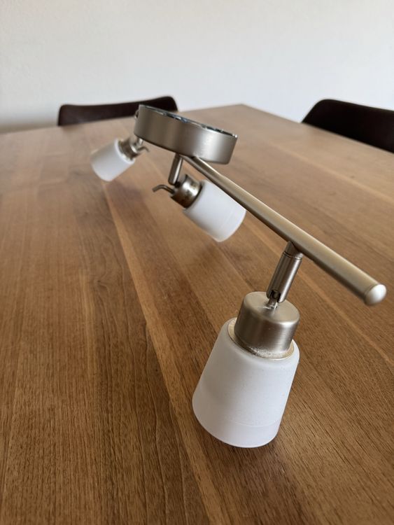 Lampadari & plafoniere: Gut erhaltene Deckenlampe mit drei Strahlern aus Metall – Usato da Fehraltorf venduto da portas6