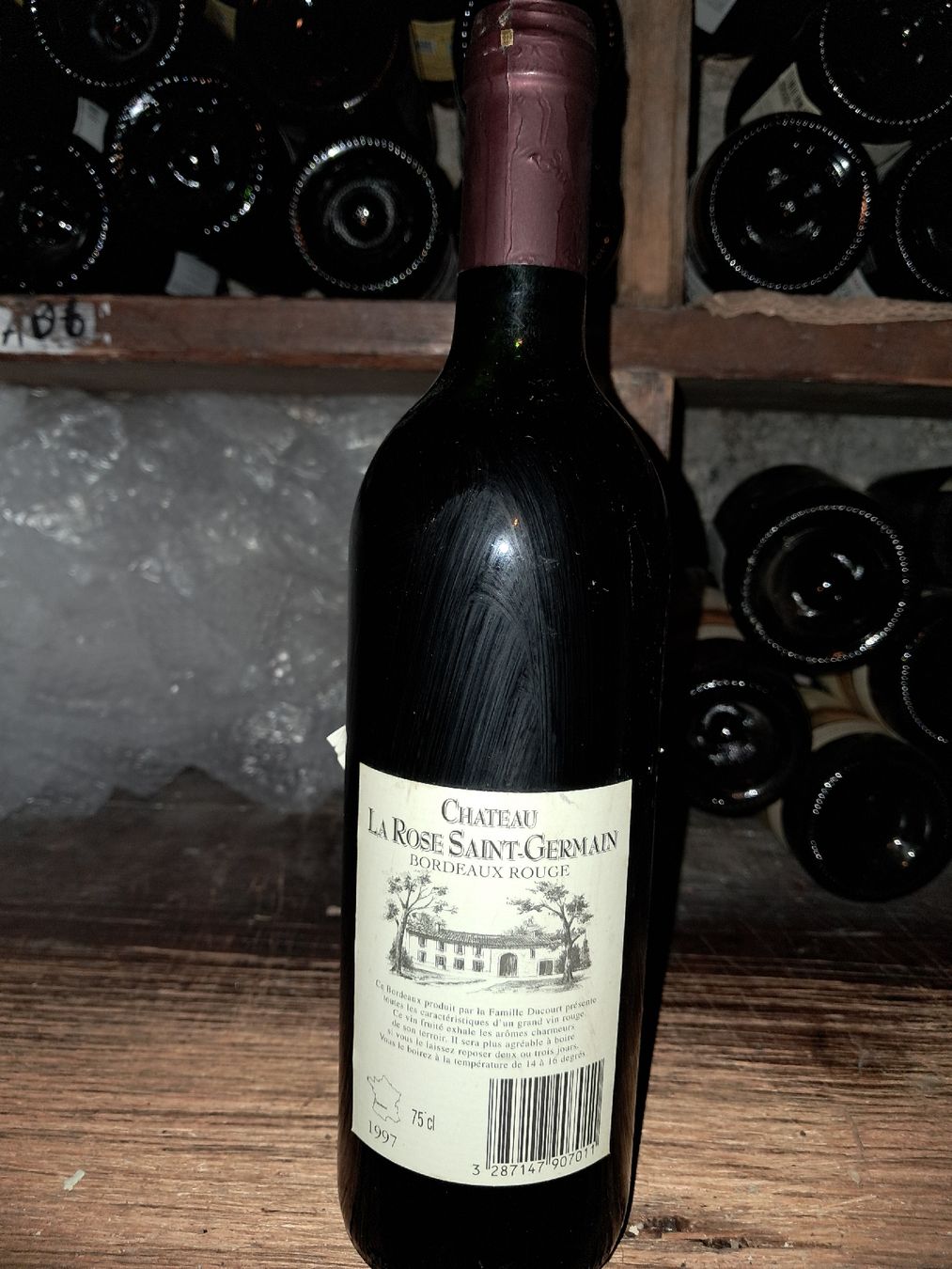 Vino: Château La Rose Saint-Germain 1997 – Nuovo e nell'imballaggio originale da Le locle venduto da juliensaran 2