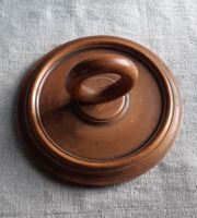 Wunderschöner, antiker Holzdeckel !
