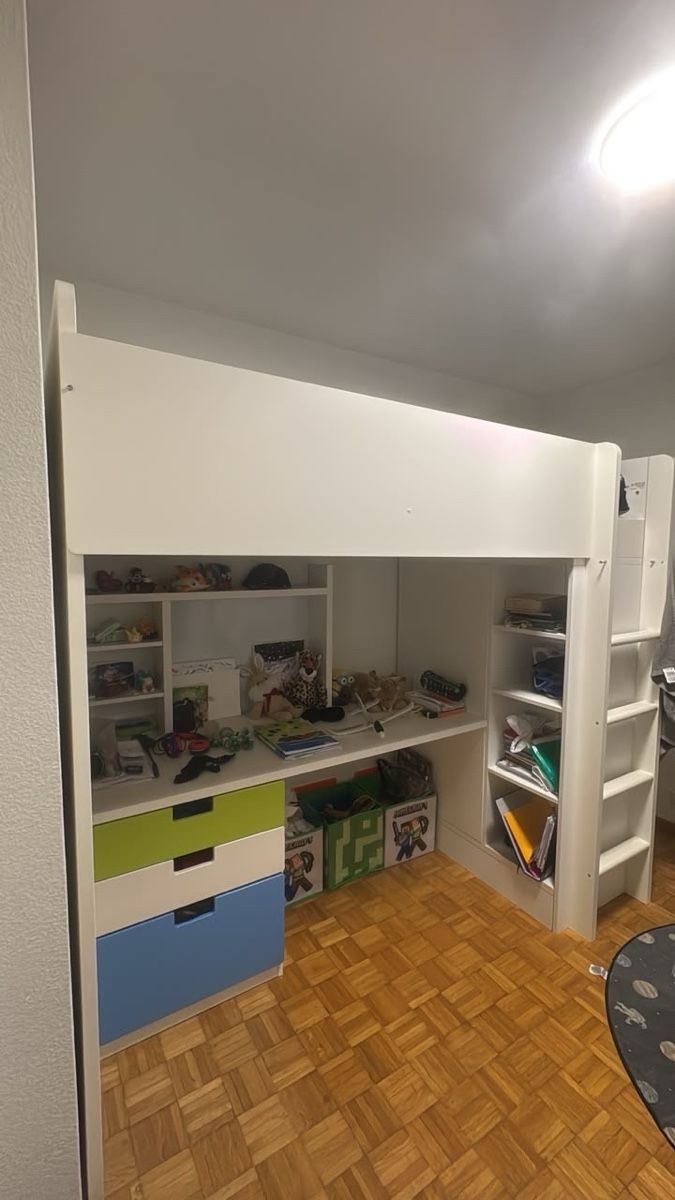 Ikea Lits: Hochbett Ikea Smastad – D'occasion à Oensingen par Christos03