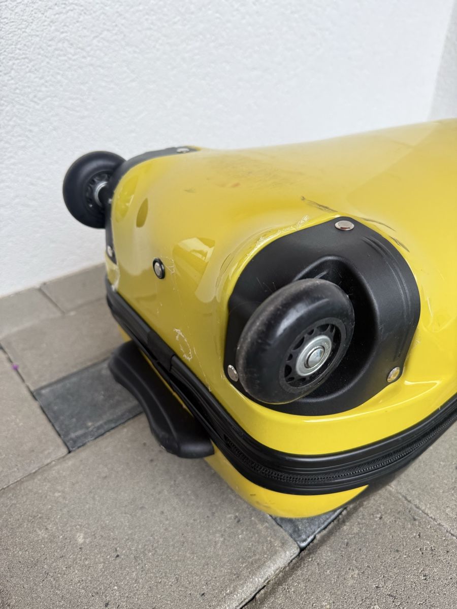 Reisekoffer: Valise enfant Abeille – Gebraucht aus Siebnen von bentoh 2